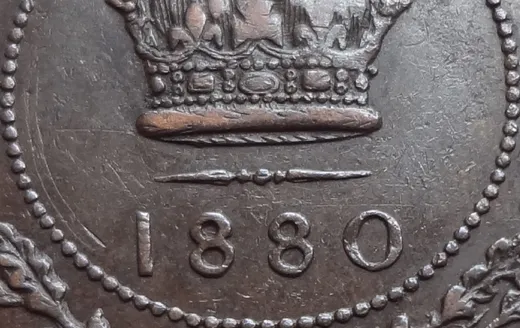 Medium Date, Wire Border Spur
